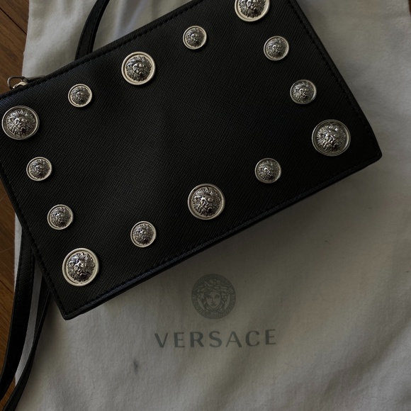 Versus By Versace - Picture 1 of 6